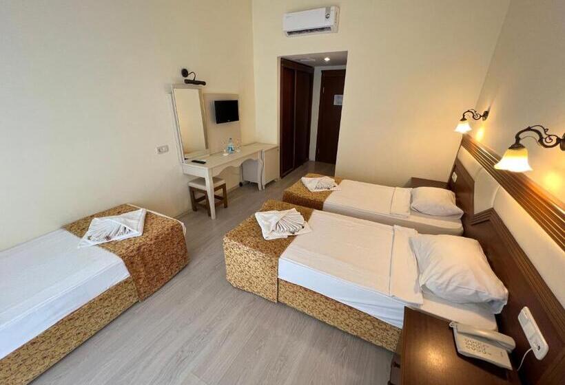 فندق Valeri Beach