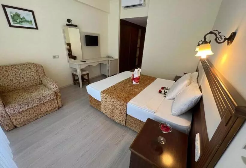 Отель Valeri Beach