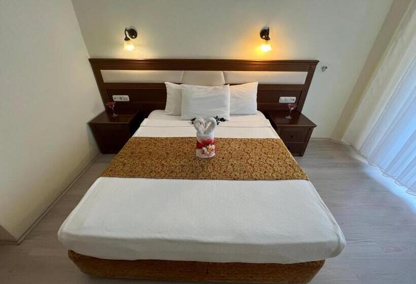 فندق Valeri Beach