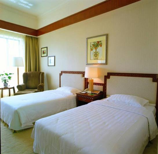 Отель Zhongshan Sunshine Business