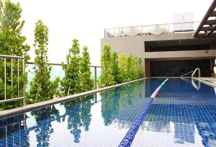 Golden Tulip Zhong Xin Hotel Taichung