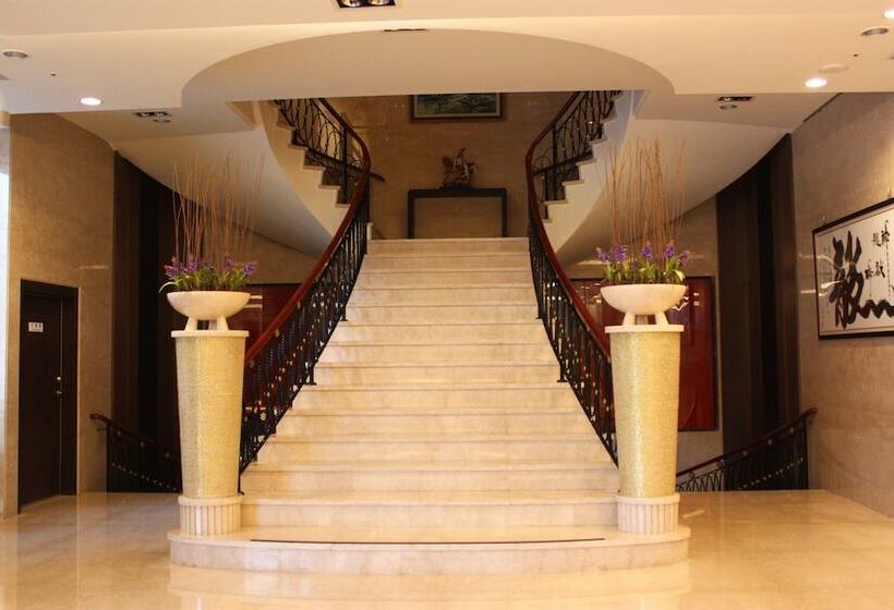 Golden Tulip Zhong Xin Hotel Taichung