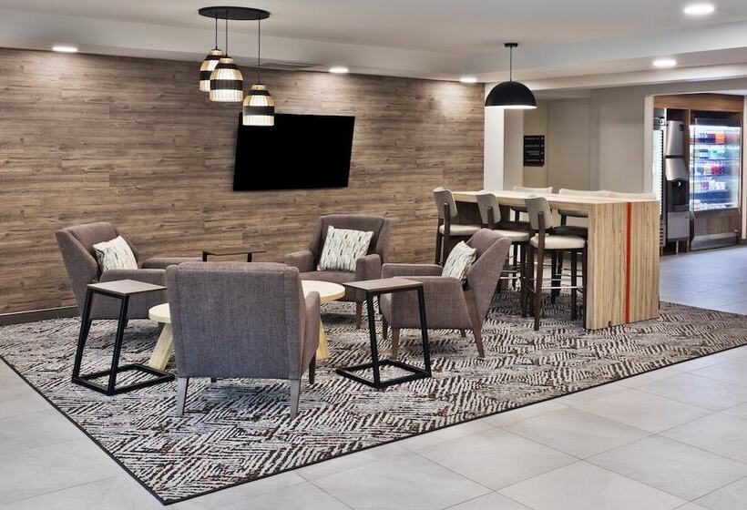 Candlewood Suites Eastchase Park, An Ihg