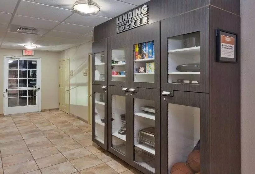 Candlewood Suites Eastchase Park, An Ihg