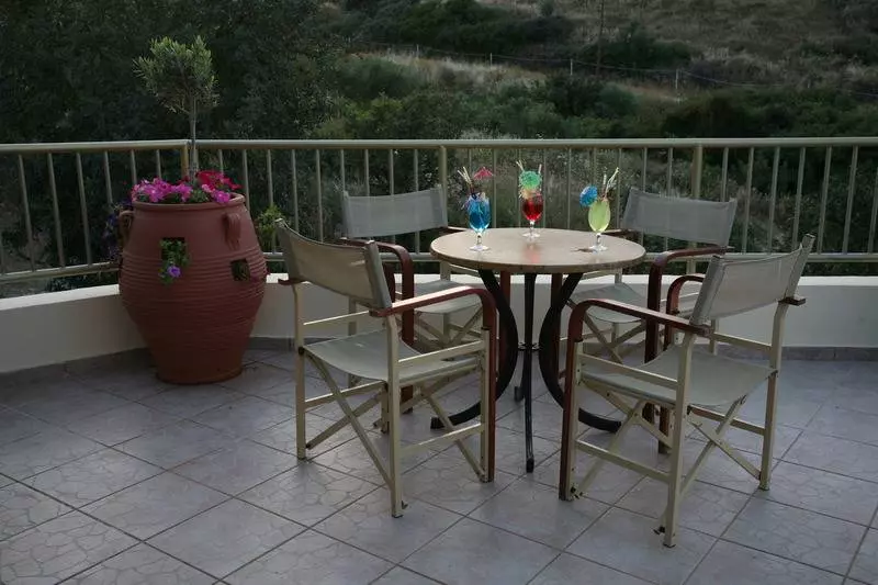 Elpis Studio Apartments