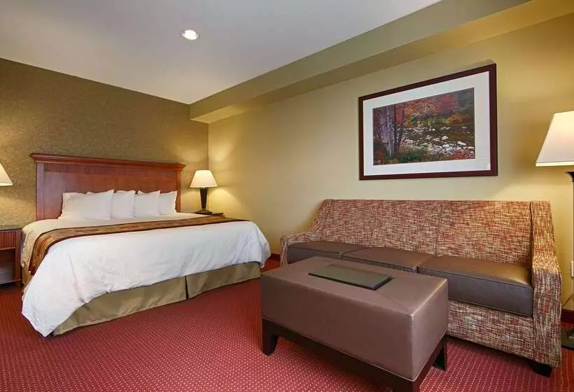 Отель Best Western Plus Canyon Pines