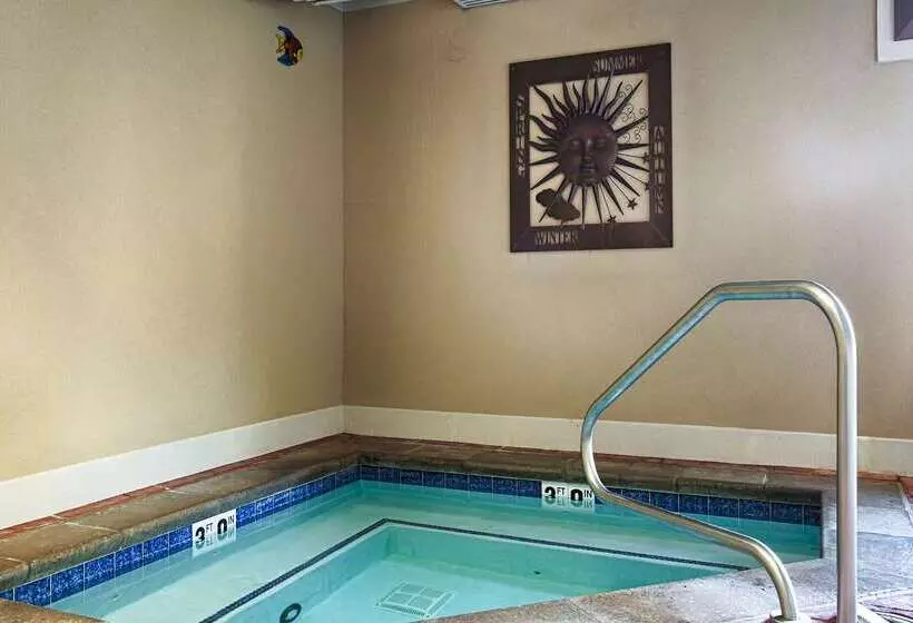 Отель Best Western Plus Canyon Pines