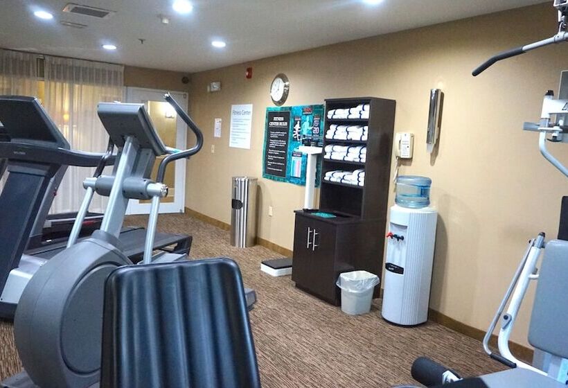 Отель Comfort Inn & Suites Greenwood Near University