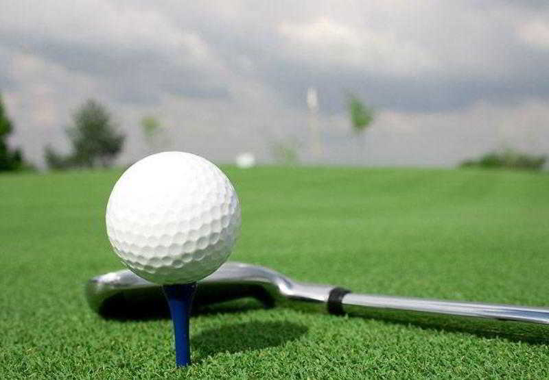 בית מלון כפרי Courtyard By Marriott Fayetteville