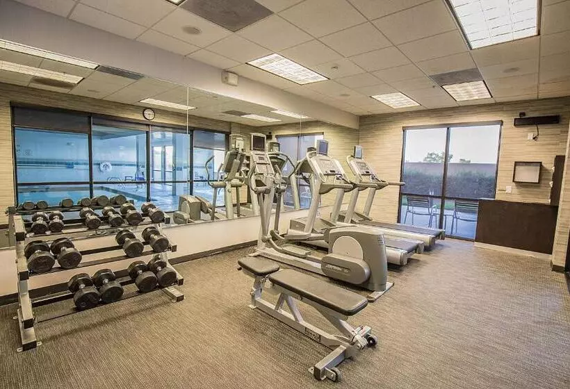 ホテル Courtyard By Marriott Merced