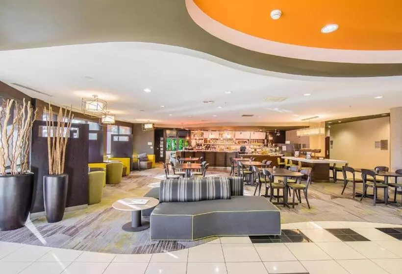 ホテル Courtyard By Marriott Merced