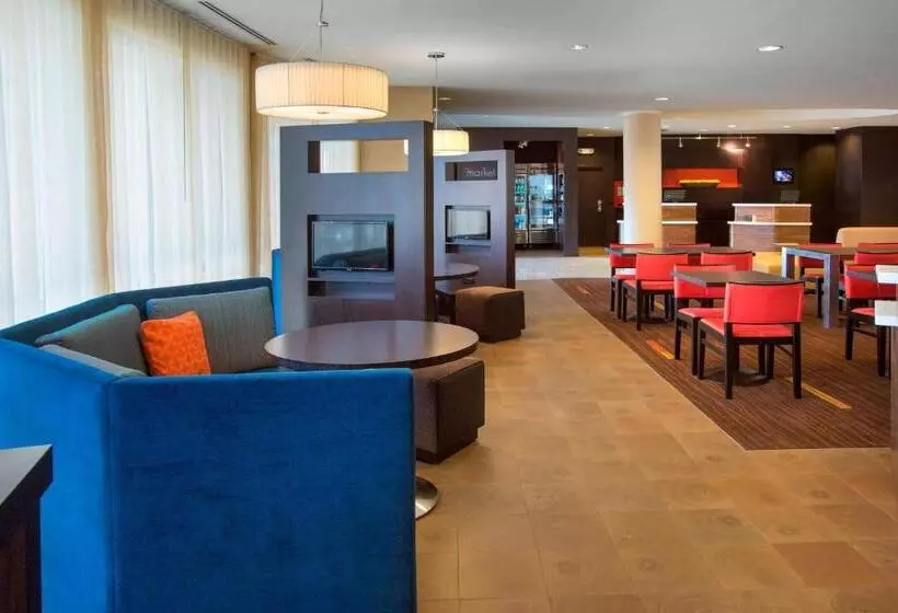 Otel Courtyard By Marriott Paramus