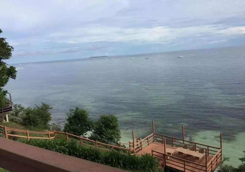 ホテル Eskaya Beach Resort And Spa