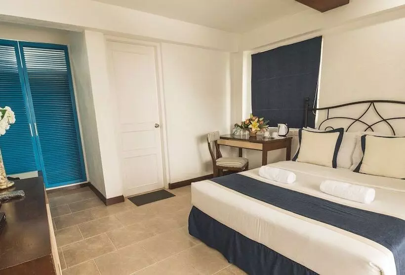 هتل Estancia Resort