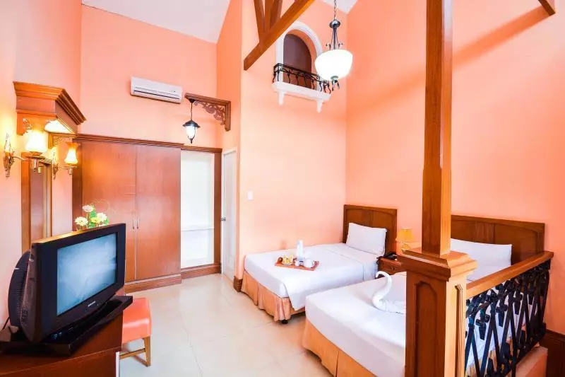 هتل Estancia Resort