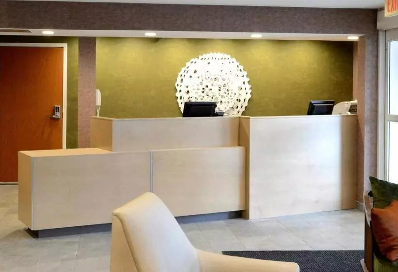 هتل Fairfield Inn Greensboro Airport