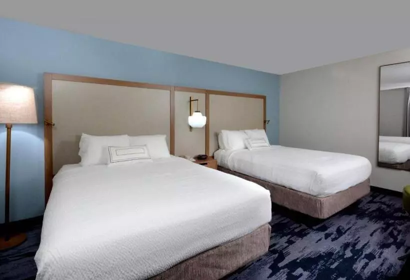 هتل Fairfield Inn Greensboro Airport