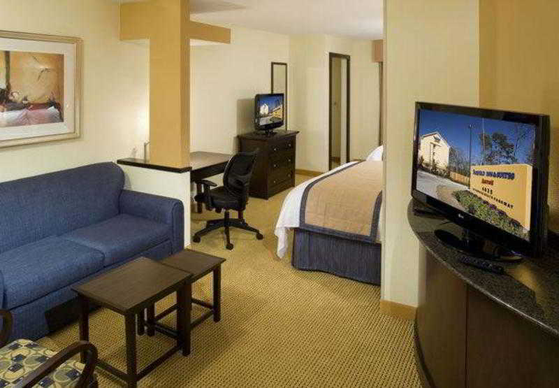 فندق Fairfield Inn & Suites Houston Intercontinental Airport