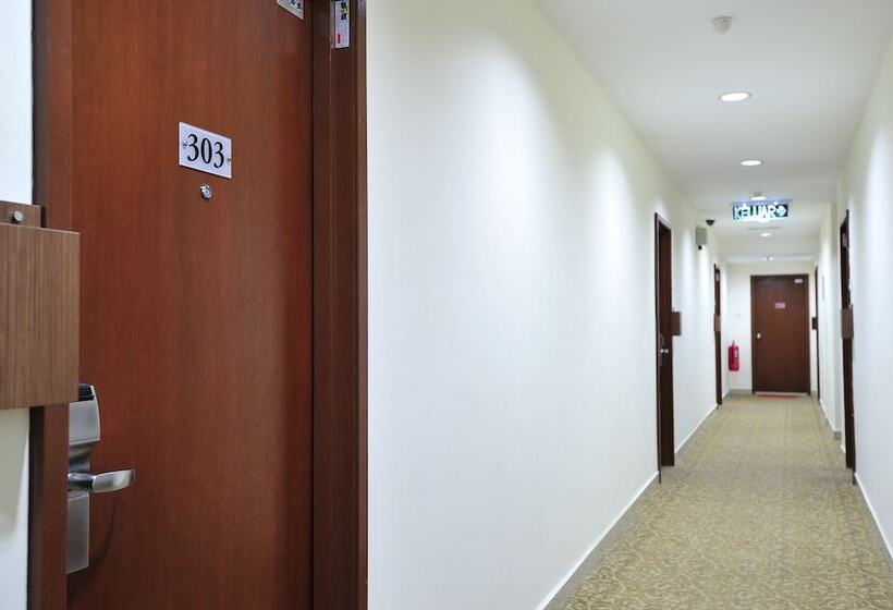 Grand Hallmark Hotel   Johor Bahru