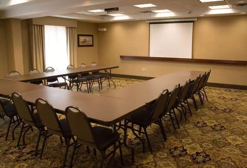 호텔 Hampton Inn & Suites Lino Lakes