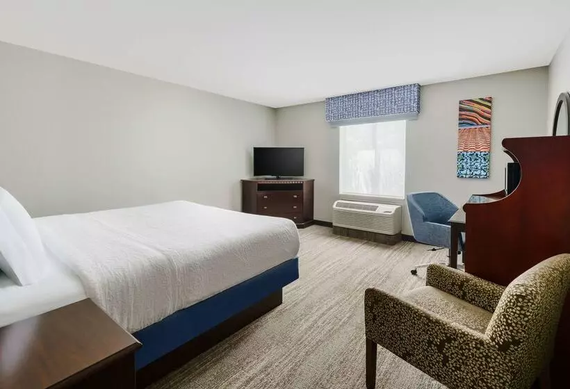 هتل Hampton Inn & Suites West Sacramento