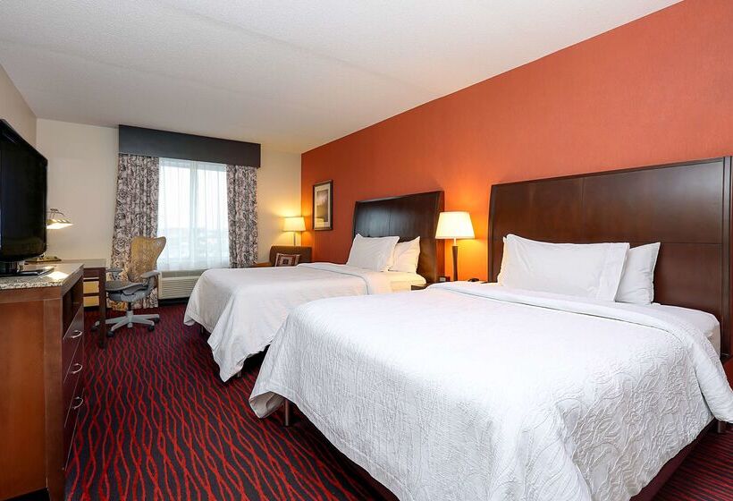 Отель Hilton Garden Inn Clifton Park