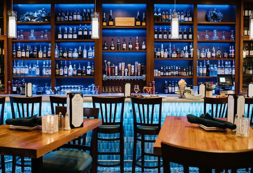 Отель Hilton Garden Inn Clifton Park