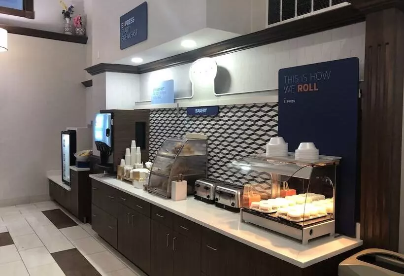 Holiday Inn Express Hotel & Suites Erie An Ihg