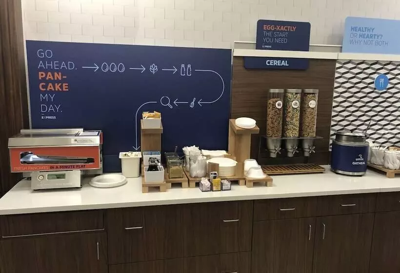 Holiday Inn Express Hotel & Suites Erie An Ihg