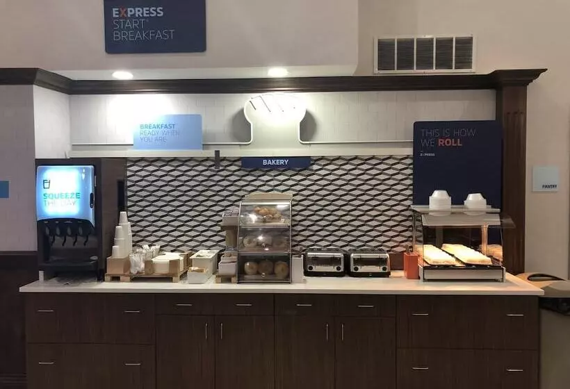 Holiday Inn Express Hotel & Suites Erie An Ihg