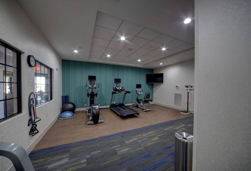 Holiday Inn Express Hotel & Suites Oklahoma City West Yukon, An Ihg