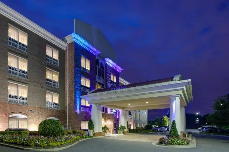 Holiday Inn Express Hotel Raleigh Southwest, An Ihg