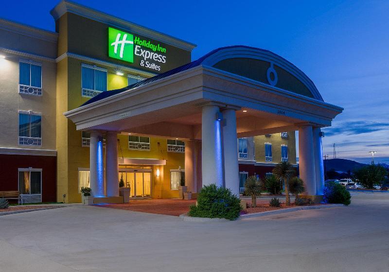 هتل Holiday Inn Express And Suites Alpine, An Ihg