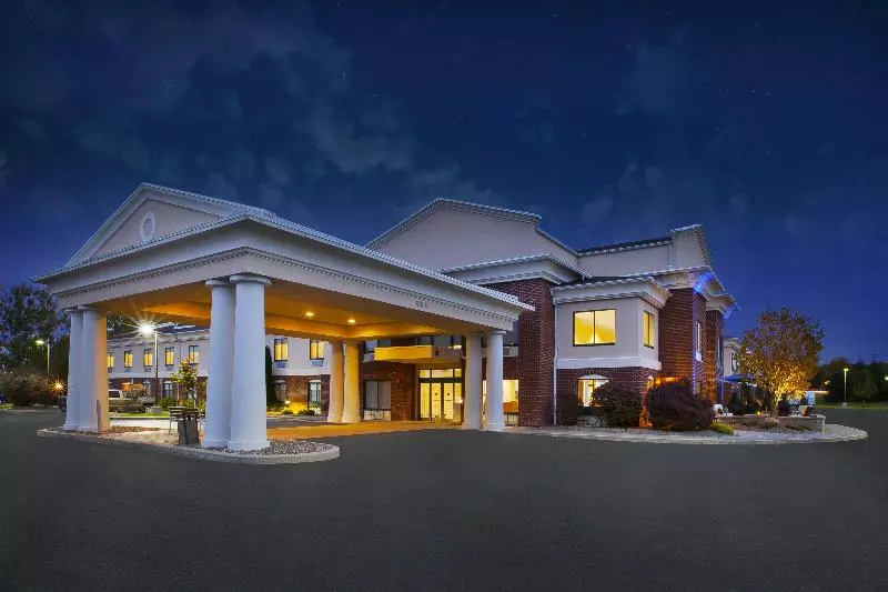 Отель Holiday Inn Express Rochester Victor, An Ihg