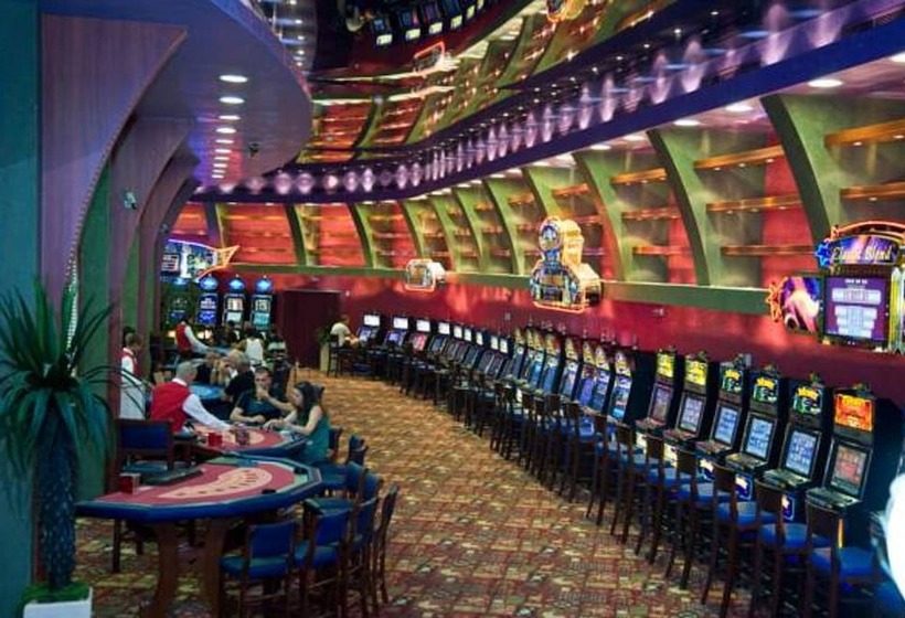 هتل Hrizantema All Inclusive