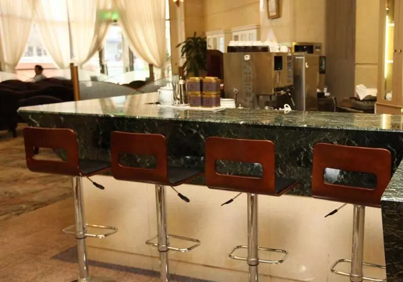 Отель Mielparque Osaka