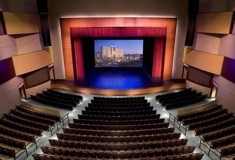 Renaissance Montgomery Hotel & Spa At The Convention Center