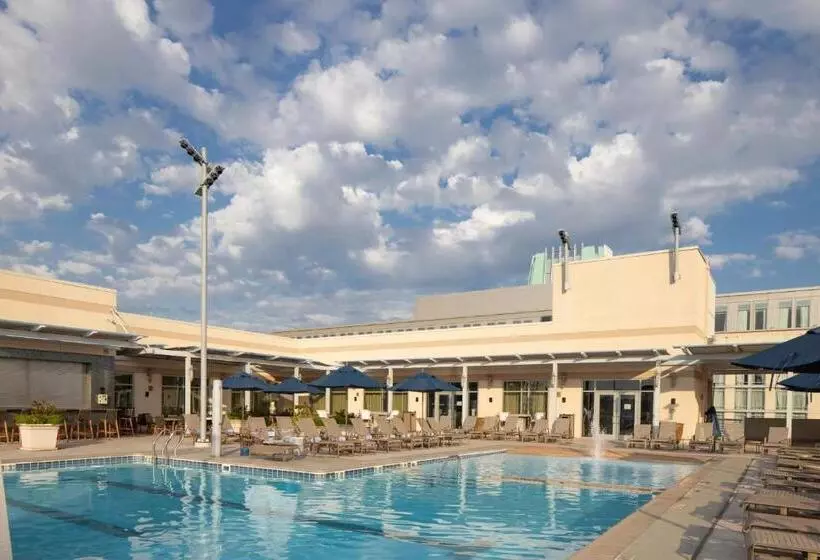 Renaissance Montgomery Hotel & Spa At The Convention Center