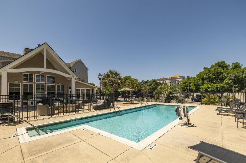 בית מלון כפרי Residence Inn Florence