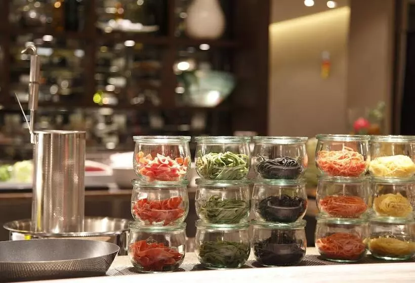 The Royal Park Hotel Kyoto Sanjo