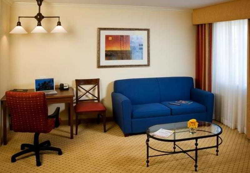 هتل Towneplace Suites By Marriott San Antonio Northwest