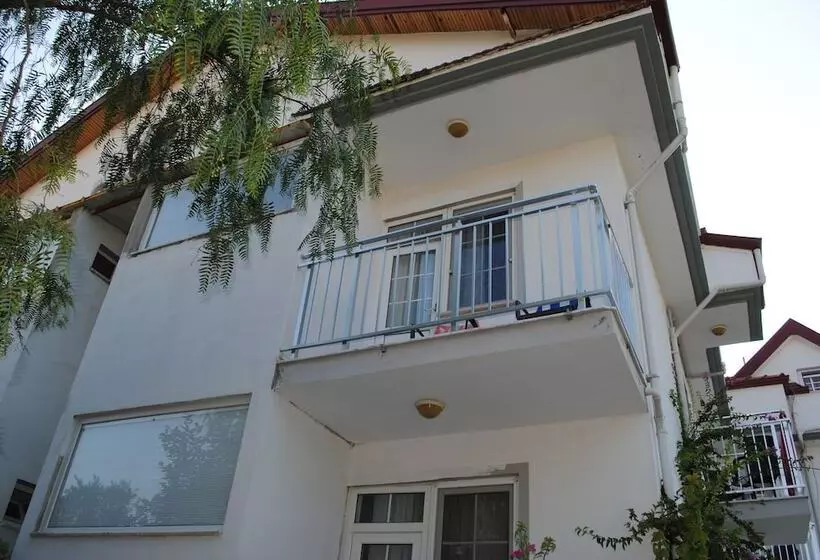 בית מלון כפרי Tugay