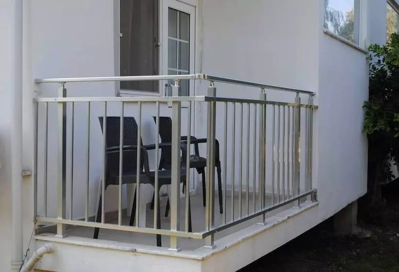 בית מלון כפרי Tugay