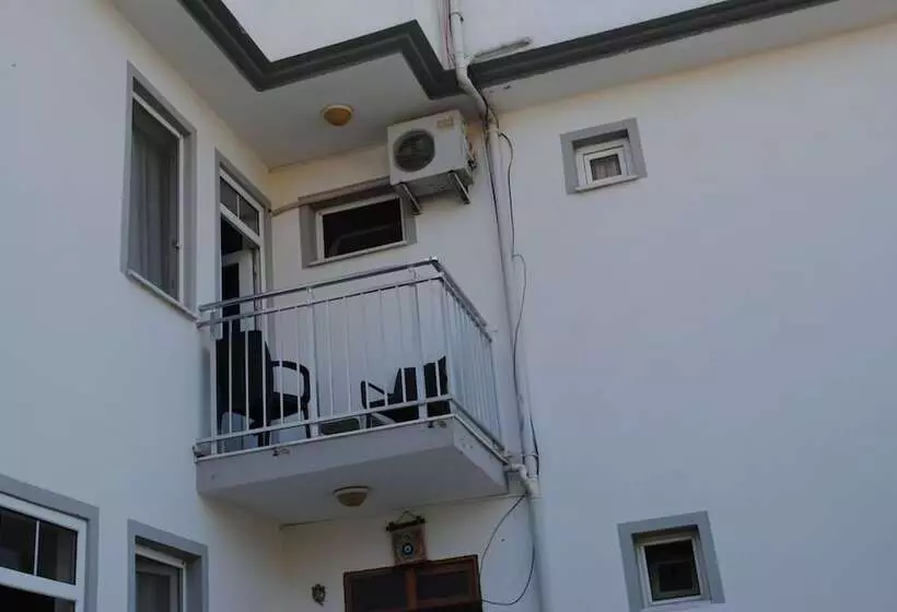 בית מלון כפרי Tugay