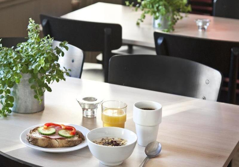 فندق صغير Stf Af Chapman & Skeppsholmen