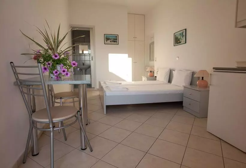 Cosmi Apts Gouves By Estia