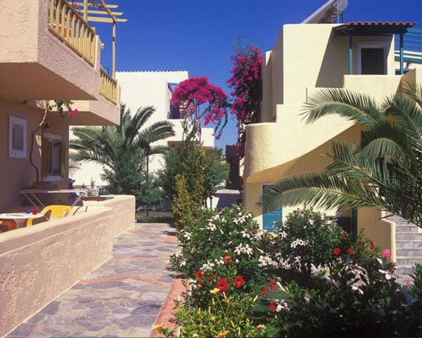 ホテル Sunrise Apartments Koutouloufari