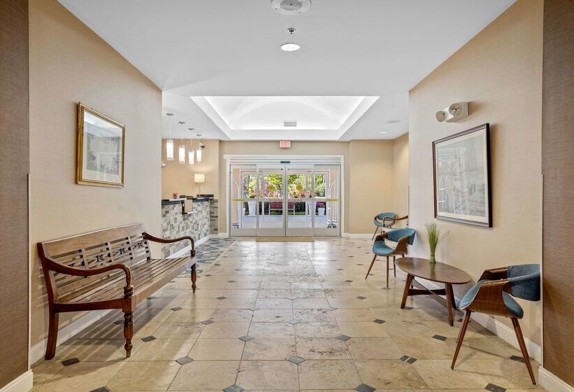 فندق Blue Water Inn & Suites, Bw Signature Collection