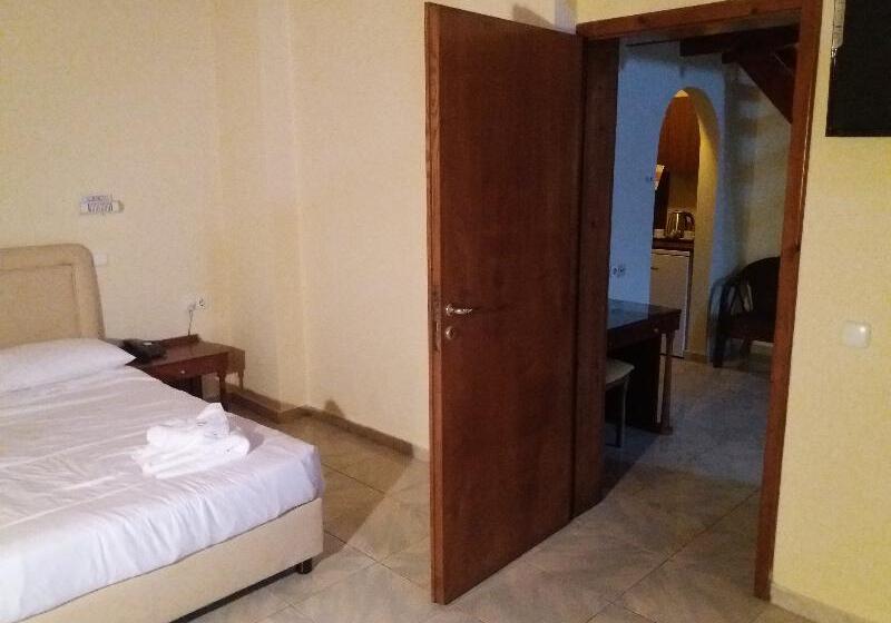 בית מלון כפרי Diogenis Blue Palace