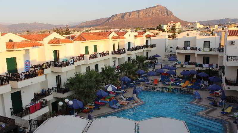 בית מלון כפרי Diogenis Blue Palace